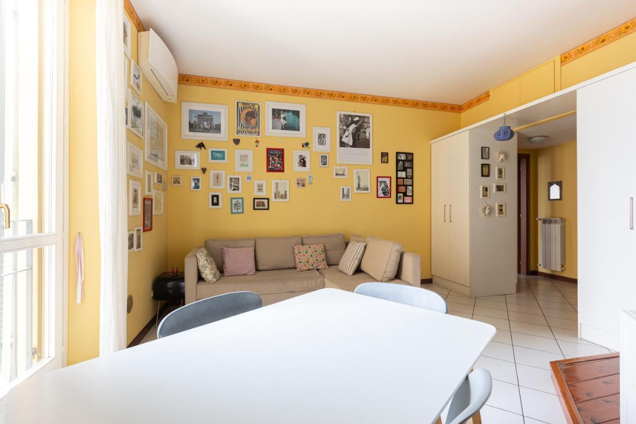Bnbutler Torelli - Grazioso E Luminoso Bilocale Apartamento Milão Exterior foto